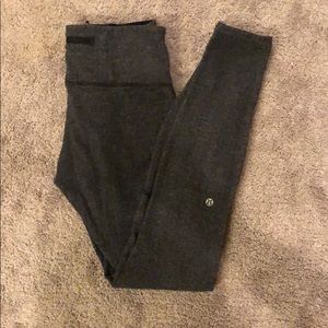 Lululemon Speed Up Tight Herringbone - Size 8.